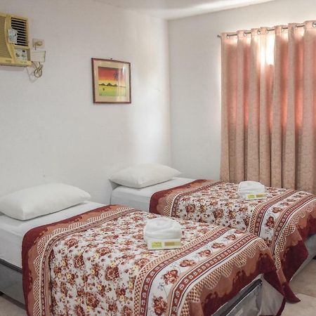 Tiptop Tower Suite Inn Dumaguete City Exterior foto