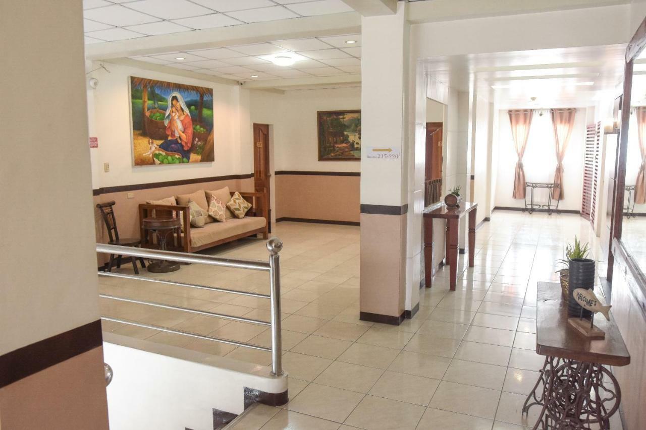 Tiptop Tower Suite Inn Dumaguete City Exterior foto