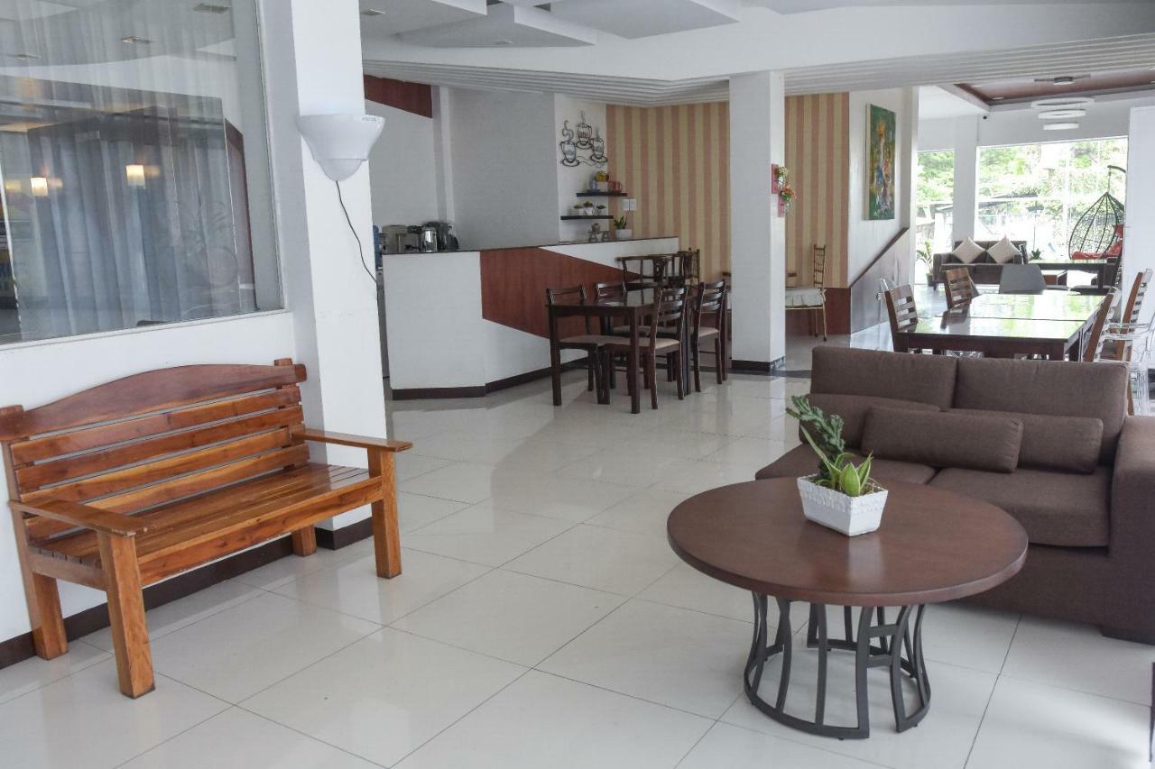 Tiptop Tower Suite Inn Dumaguete City Exterior foto
